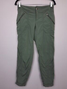Athleta Trekkie Crop Jogger Pants Olive Green Gorpcore Hiking Joggers size 6